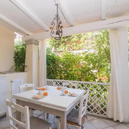 Elicriso By Interhome
